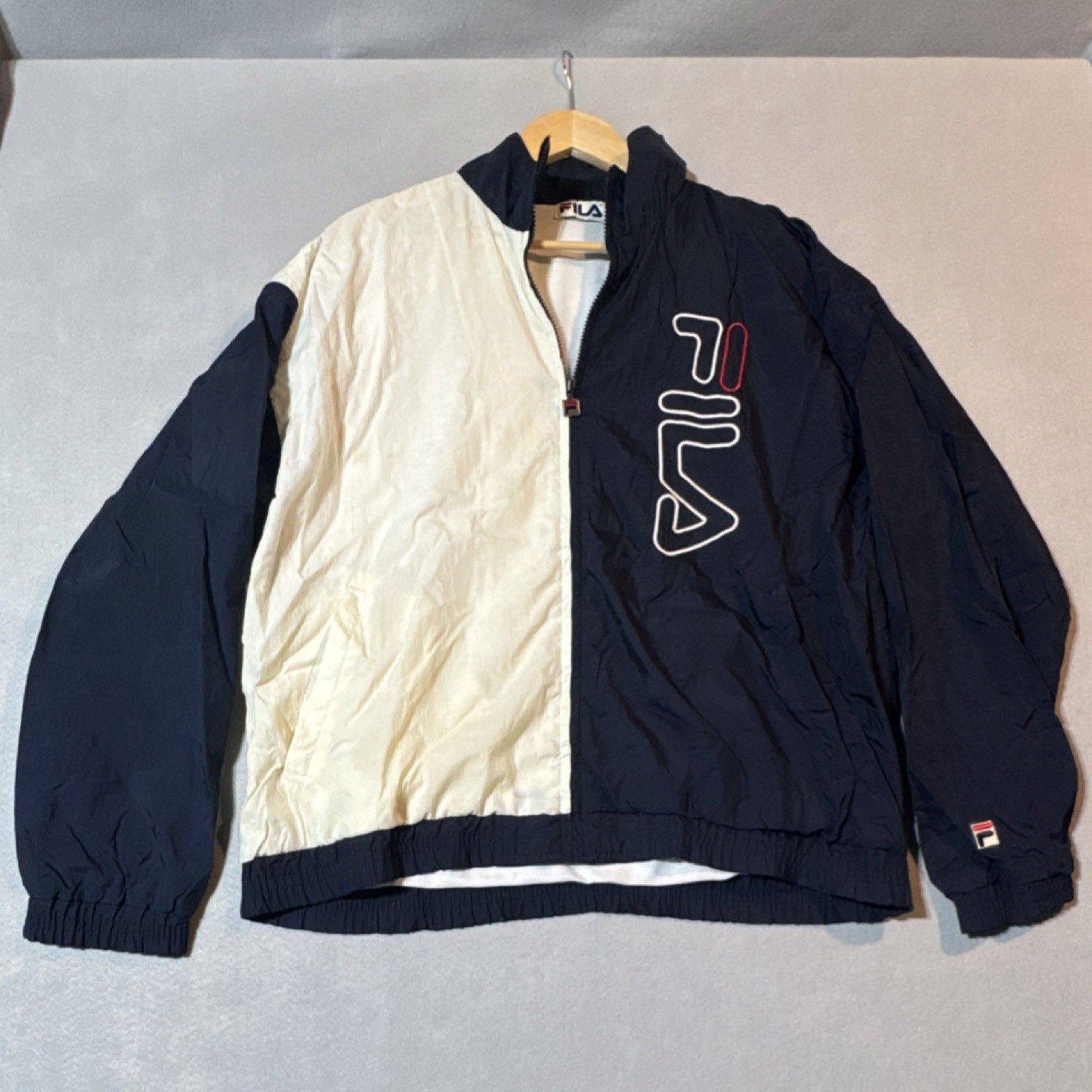 Vintage Fila Men's Colorblock Track Jacket Navy White Full-Zip Nylon Size L